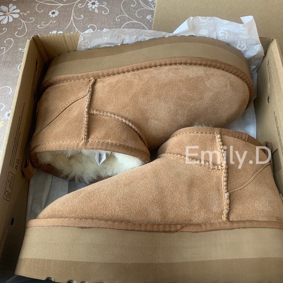 Uggs classic mini platform - Picture 8 of 9